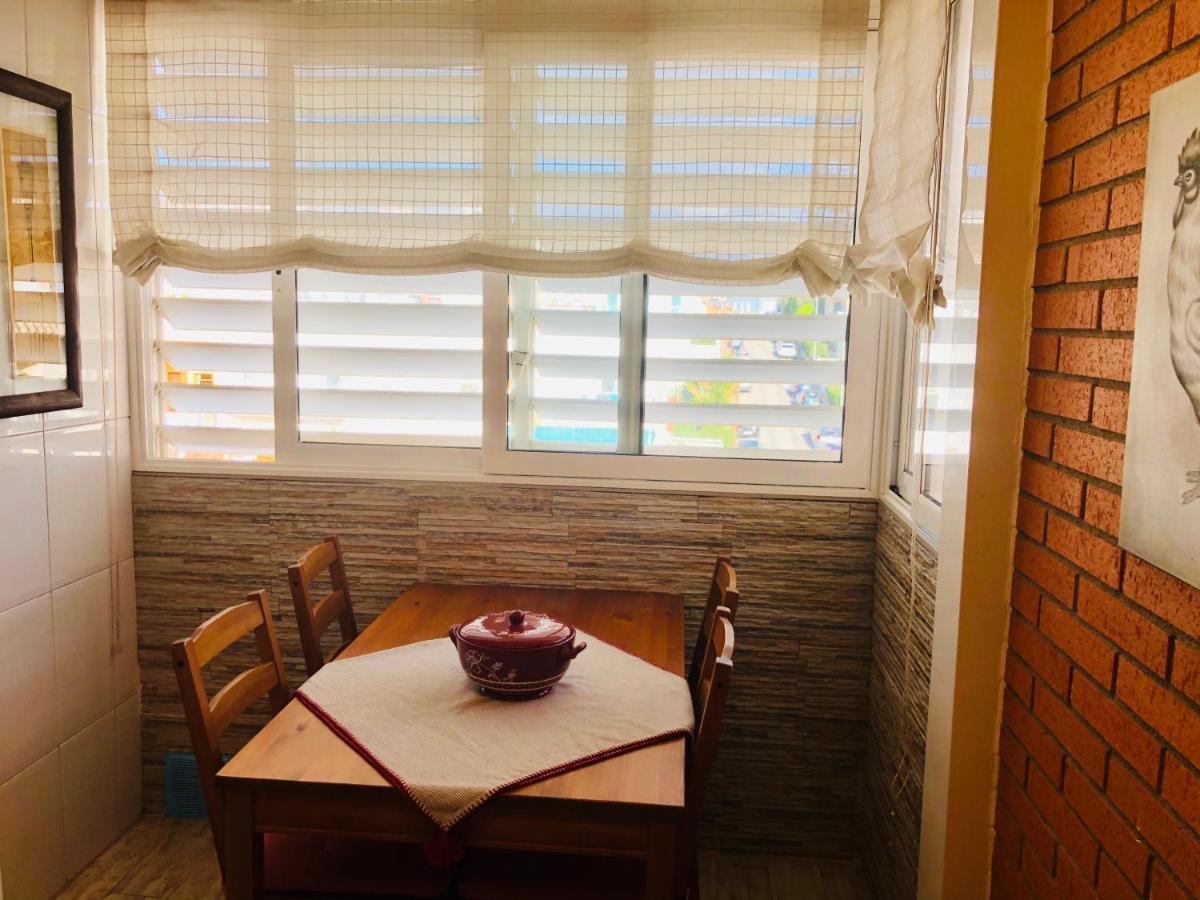 Apartamento Con Terraza Y Piscina En Малграт де Мар Екстериор снимка