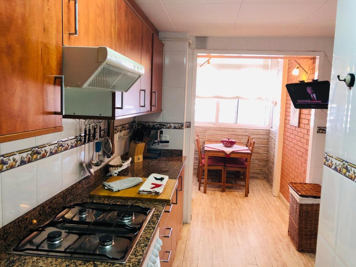 Apartamento Con Terraza Y Piscina En Малграт де Мар Екстериор снимка